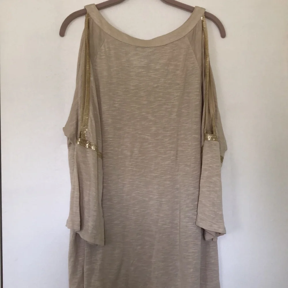 Chico’s sequin embellished top - Picture 4 of 4
